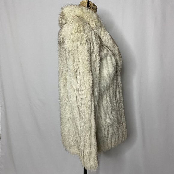 Saga Fox Fur Coat White Cream Gray - Picture 5 of 16
